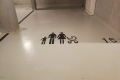Mélygarázs festés, növelt méretű családi parkoló