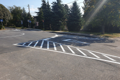 Körforgalom létesítése oldószeres festékkel Diósdon